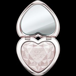 TooFaced Love Light Blinded by the Light Hilighter